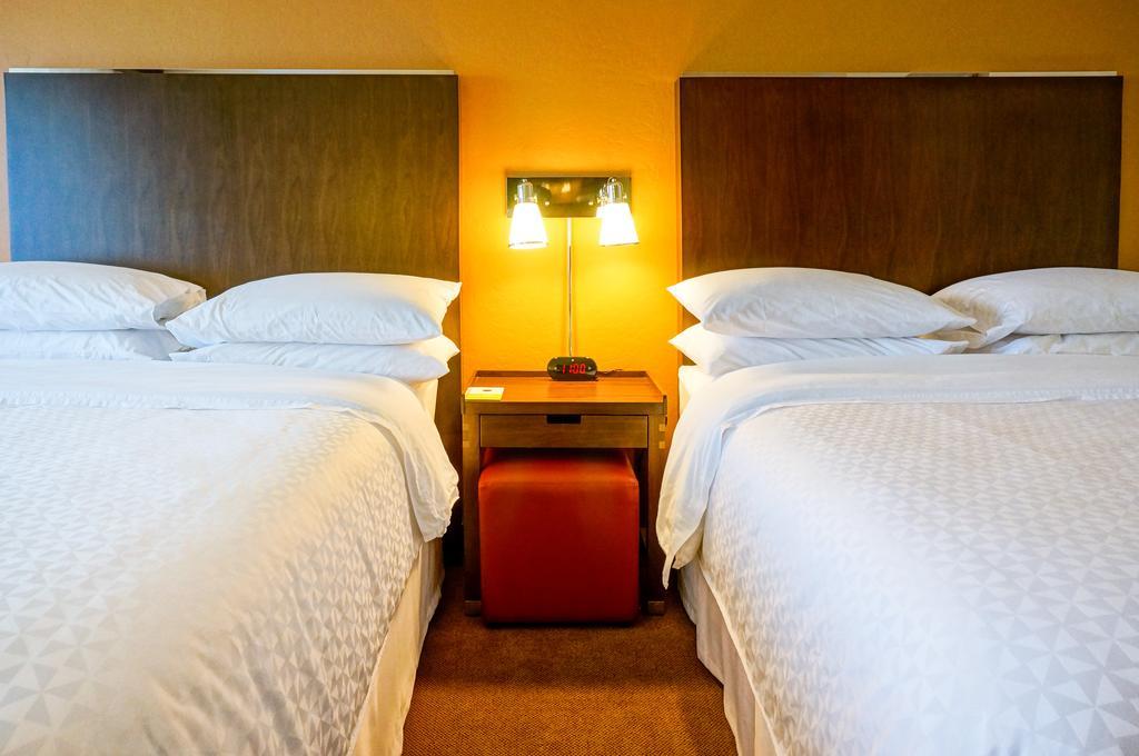 Four Points By Sheraton Phoenix South Mountain Ngoại thất bức ảnh